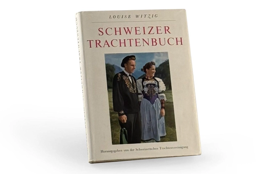 Trachtenbuch weiss Cover